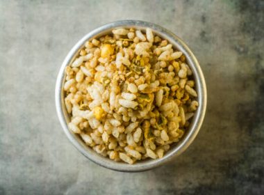 Indian Delicious and Crunchy Mix Namkeen